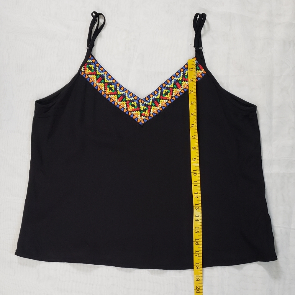 V-neck Cami - Picture 7 of 11
